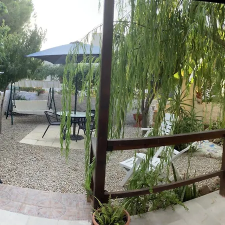 Δωμάτια σε οικογενειακή κατοικία Casa Himera